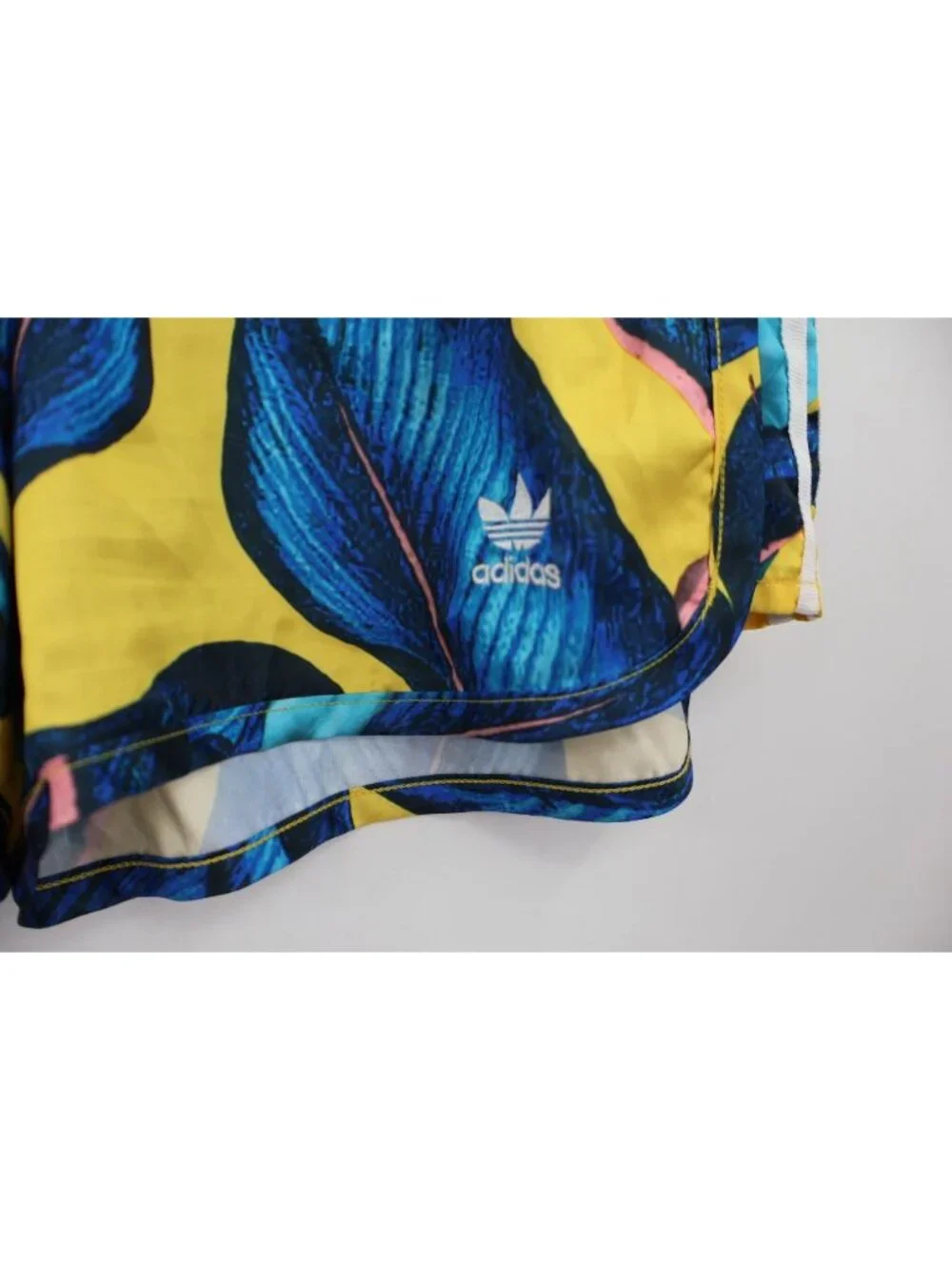 Adidas x Farm Rio Blue Yellow Palm Leaf Shorts Size Small Women Running